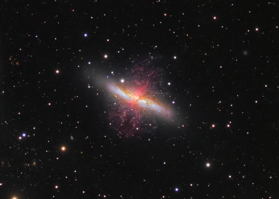 M82_TorstenDietmar_Final900.jpg
