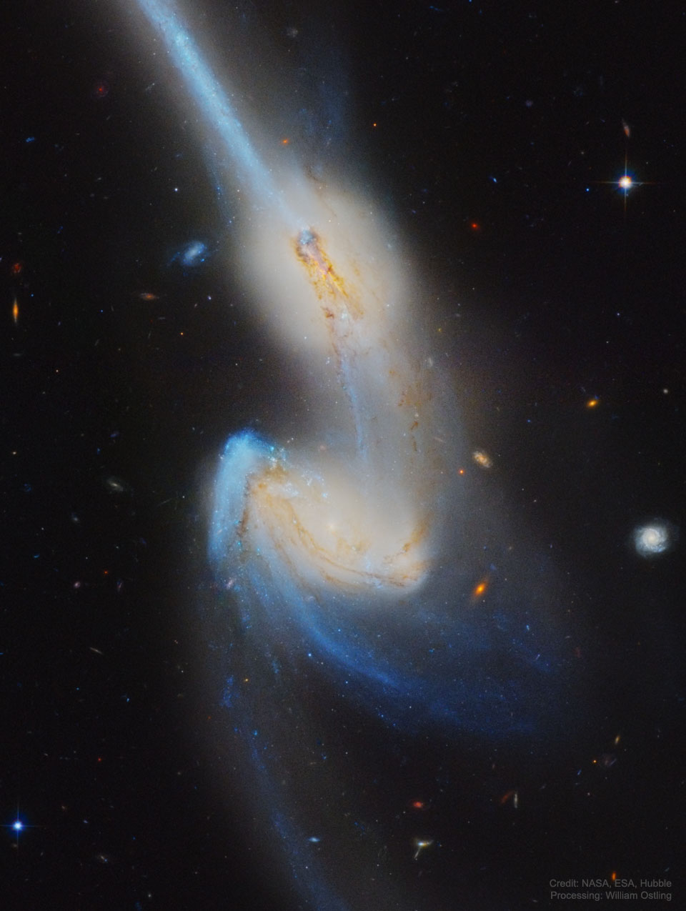 NGC4676_HubbleOstling_960.jpg