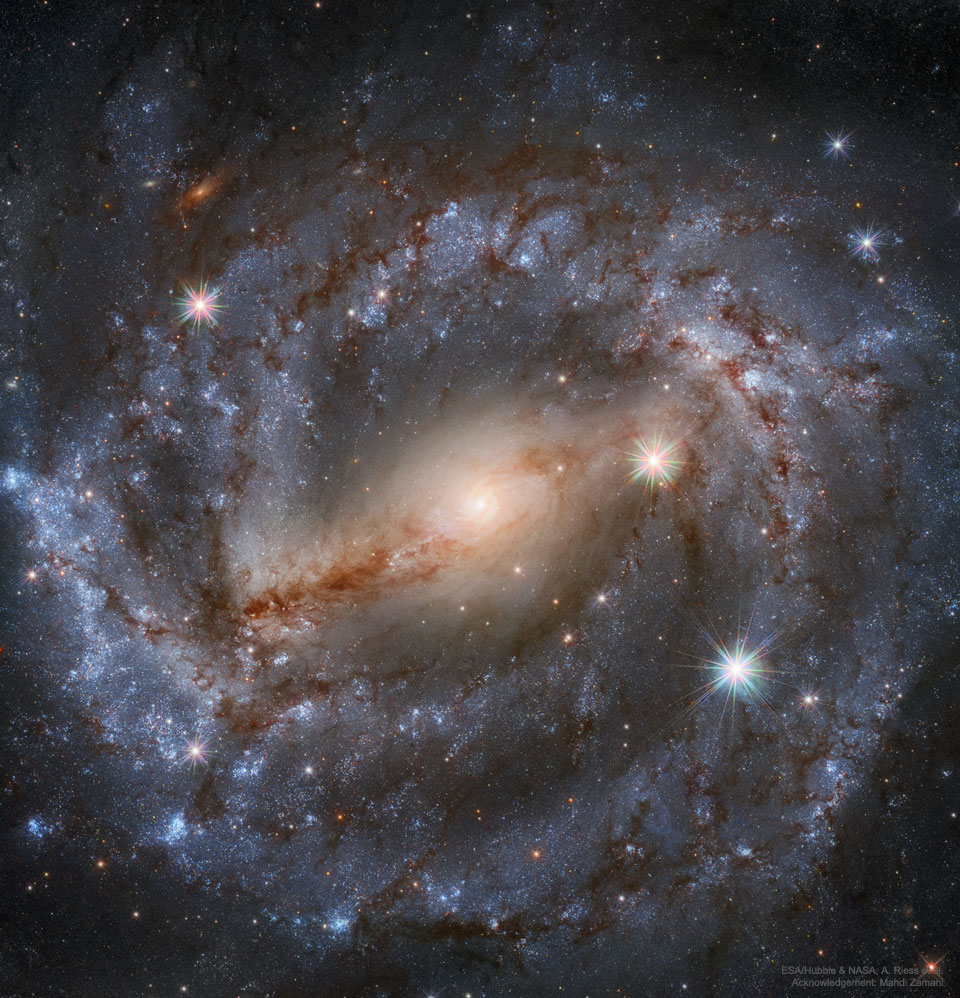 NGC5643_HubbleZamani_960.jpg