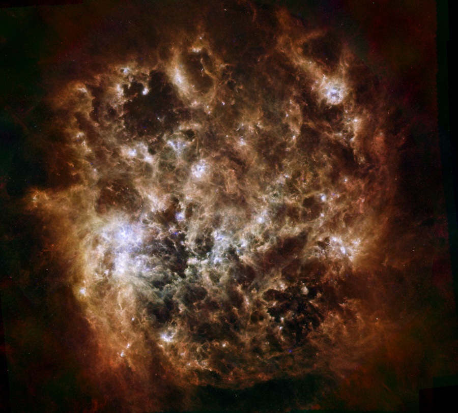 PIA15254_LMC900c.jpg