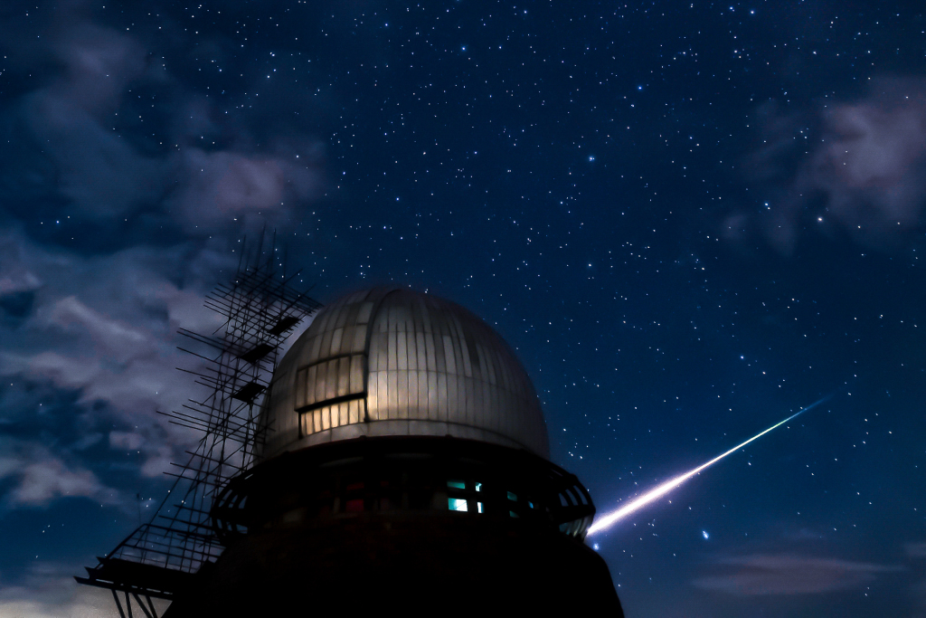 PurpleMountainObservatoryXuYiStationFireball1024.jpg