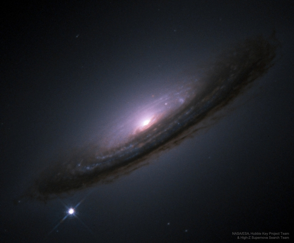 SN1994D_Hubble_960.jpg
