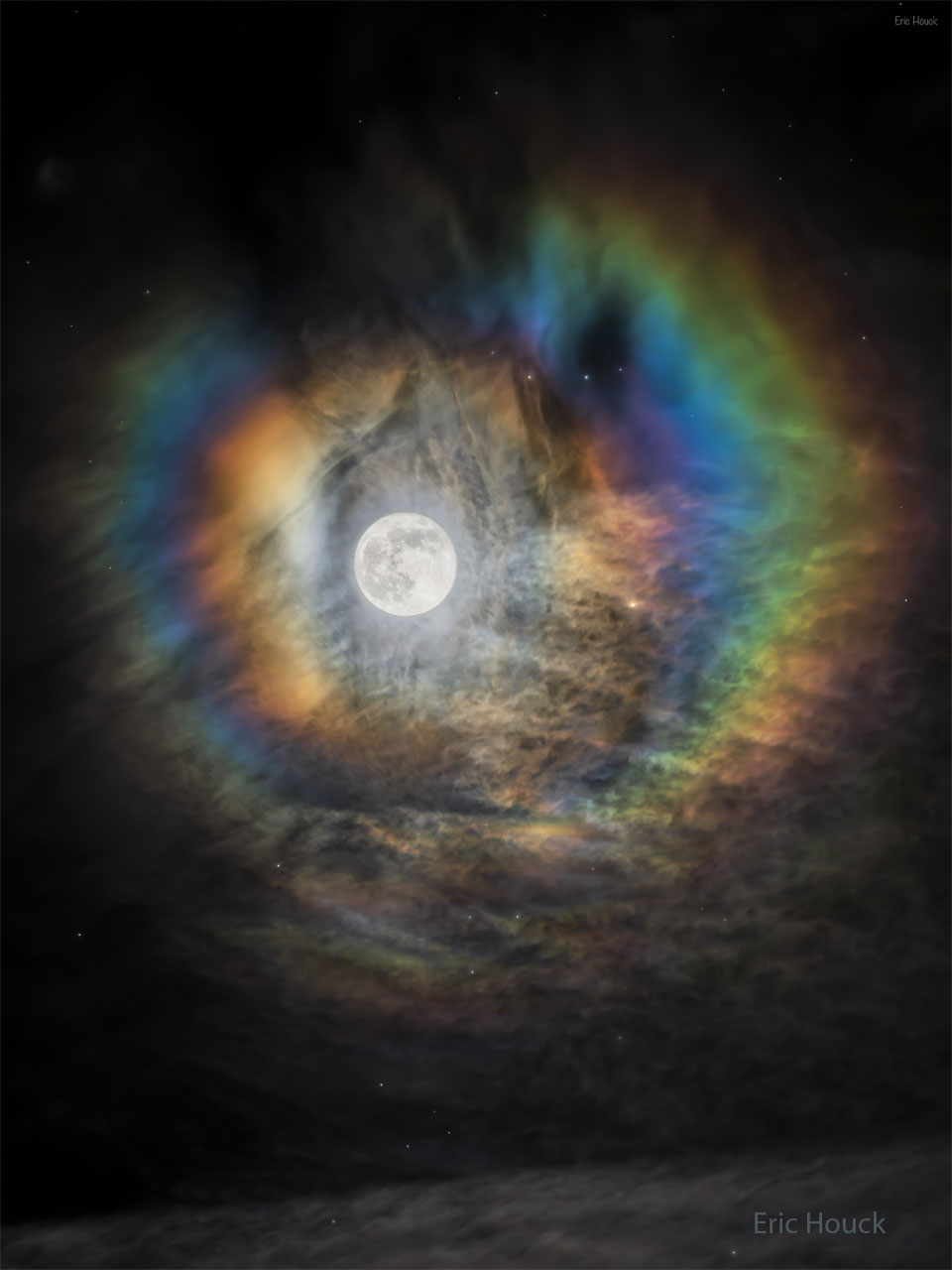 SuperLunarCorona_Houck_960.jpg