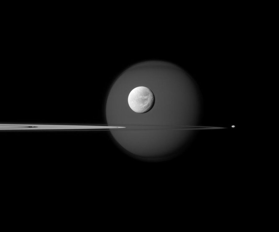 fourmoons_cassini_900.jpg