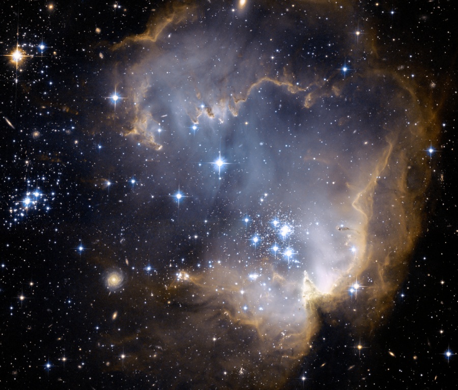 ngc602_hst_large900.jpg