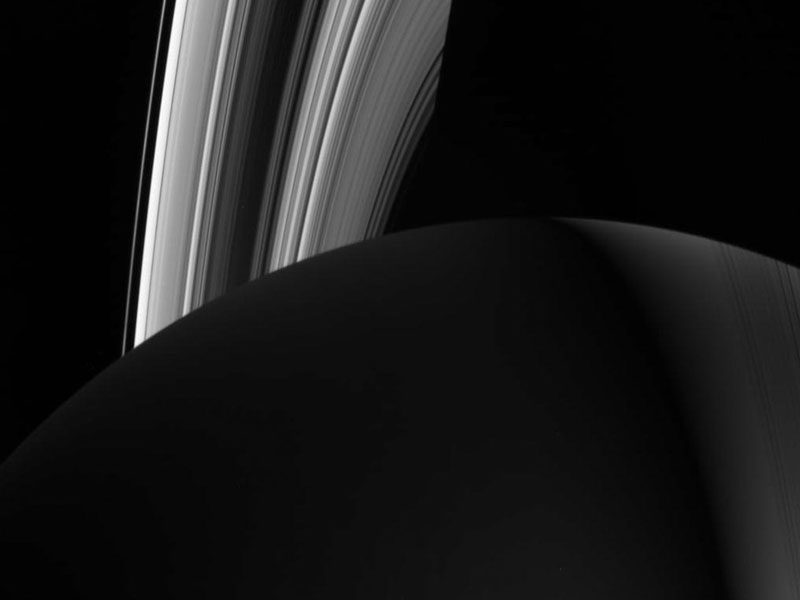 saturnnight_cassini.jpg